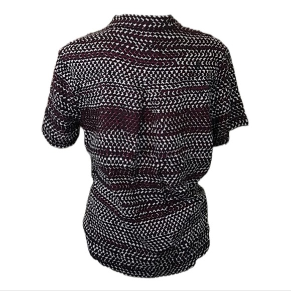 NWT MSRP $45 Volcom Small Stone Resort Button Up Tie Front Top - Picture 2 of 8